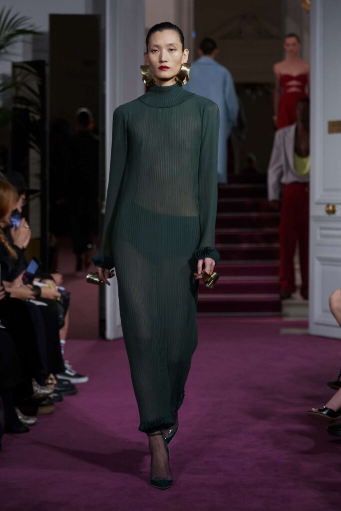 Valentino Couture Spring 2024 34