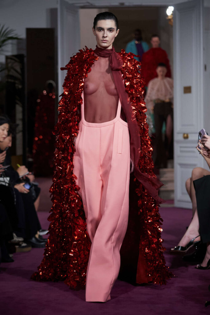 Valentino Couture Spring 2024 4